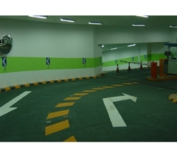 廣州地下停車場出入口交通標(biāo)線